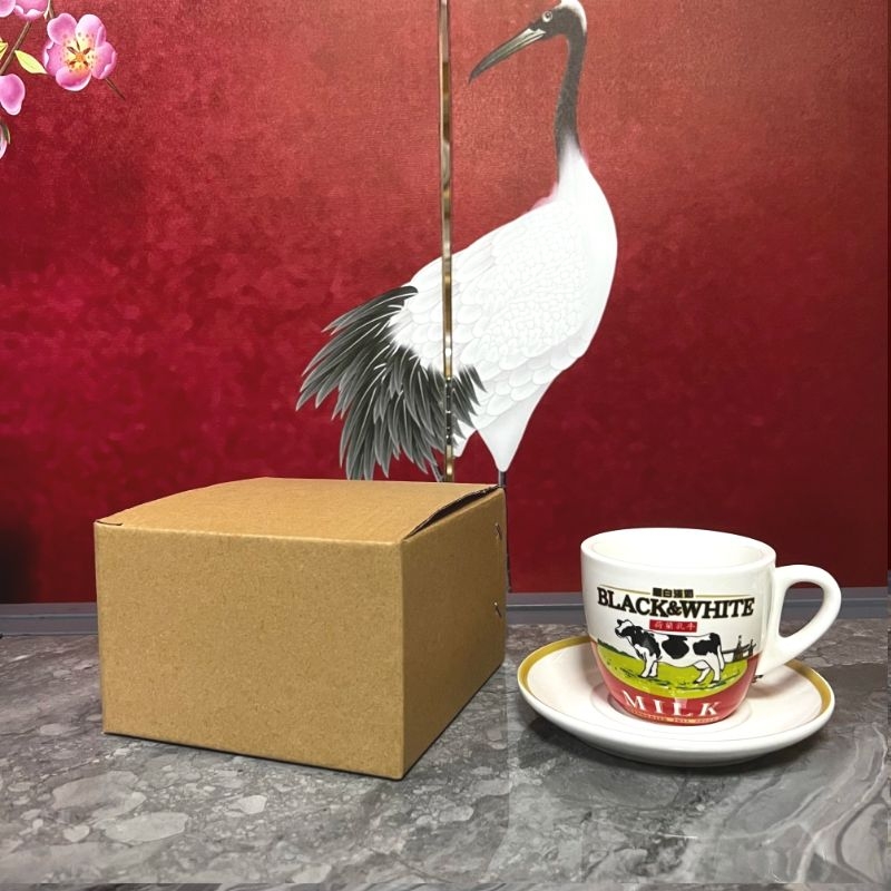 Hoogwaardig zwart-wit melkthee - Coffee Tea Hong Kong recensie en prijs