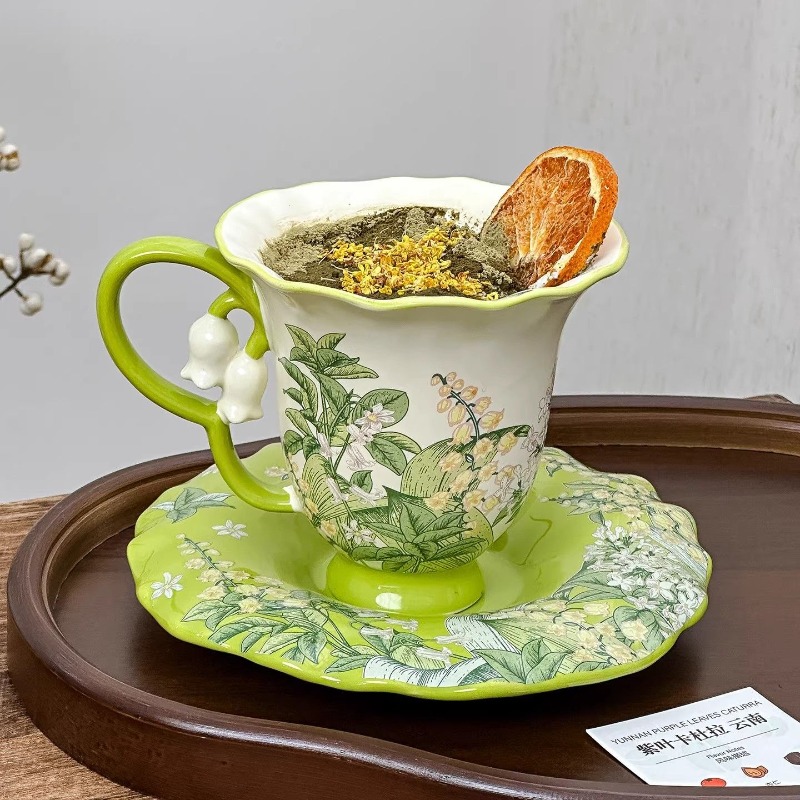Lelietje-van-dalen bloeiende a - Xbloom Coffee Tea recensie en prijs